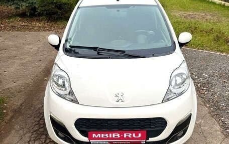 Peugeot 107 I рестайлинг, 2012 год, 560 000 рублей, 7 фотография