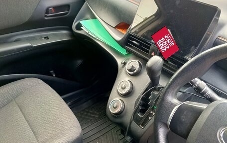 Toyota Sienta II, 2019 год, 1 300 000 рублей, 10 фотография