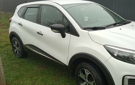 Renault Kaptur I рестайлинг, 2018 год, 999 999 рублей, 16 фотография