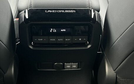 Toyota Land Cruiser Prado, 2025 год, 11 990 000 рублей, 26 фотография