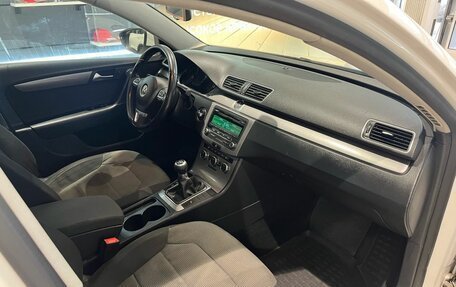 Volkswagen Passat B7, 2012 год, 999 000 рублей, 11 фотография