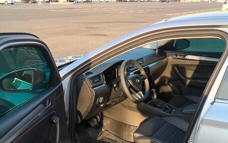 Skoda Superb III рестайлинг, 2022 год, 1 600 000 рублей, 11 фотография