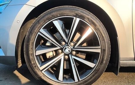 Skoda Superb III рестайлинг, 2022 год, 1 600 000 рублей, 12 фотография