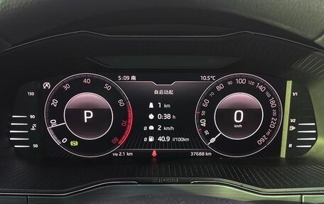 Skoda Superb III рестайлинг, 2022 год, 1 600 000 рублей, 16 фотография