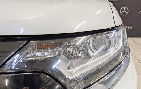 Mitsubishi Outlander III рестайлинг 3, 2021 год, 2 400 000 рублей, 11 фотография