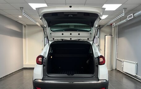 Renault Kaptur I рестайлинг, 2017 год, 1 325 000 рублей, 7 фотография