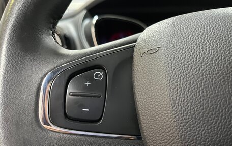 Renault Kaptur I рестайлинг, 2017 год, 1 325 000 рублей, 12 фотография