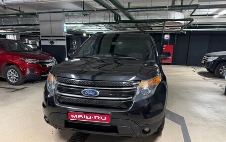 Ford Explorer VI, 2013 год, 1 650 000 рублей, 1 фотография