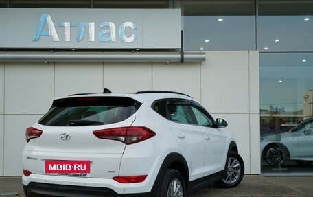 Hyundai Tucson III, 2017 год, 2 390 000 рублей, 2 фотография