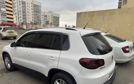 Volkswagen Tiguan I, 2011 год, 1 000 000 рублей, 11 фотография