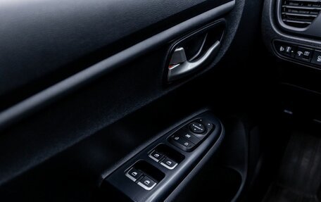 KIA Rio IV, 2021 год, 1 624 000 рублей, 17 фотография