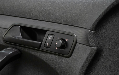 Volkswagen Caddy III рестайлинг, 2011 год, 749 000 рублей, 17 фотография