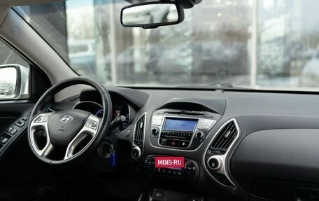 Hyundai ix35 I рестайлинг, 2012 год, 1 360 000 рублей, 10 фотография
