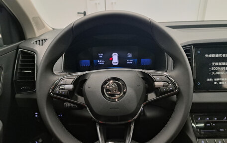 Skoda Karoq I, 2025 год, 3 160 000 рублей, 22 фотография