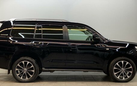 Toyota Land Cruiser 200, 2011 год, 3 400 000 рублей, 3 фотография