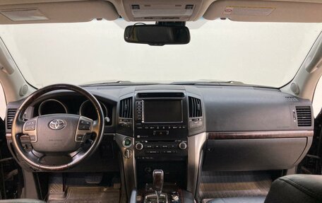 Toyota Land Cruiser 200, 2011 год, 3 400 000 рублей, 8 фотография