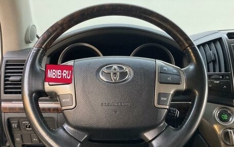 Toyota Land Cruiser 200, 2011 год, 3 400 000 рублей, 9 фотография