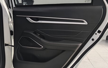 Geely Emgrand, 2024 год, 2 050 000 рублей, 21 фотография