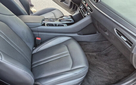 Hyundai Sonata VIII, 2022 год, 2 100 000 рублей, 13 фотография