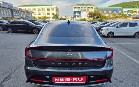 Hyundai Sonata VIII, 2022 год, 2 100 000 рублей, 4 фотография