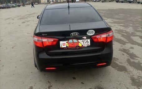 KIA Rio III рестайлинг, 2014 год, 700 000 рублей, 2 фотография