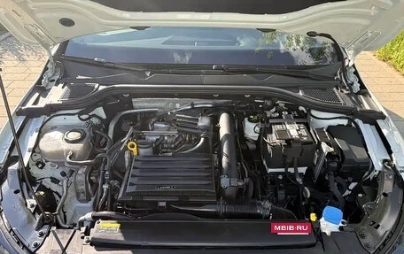 Volkswagen Golf VIII, 2022 год, 1 990 000 рублей, 13 фотография