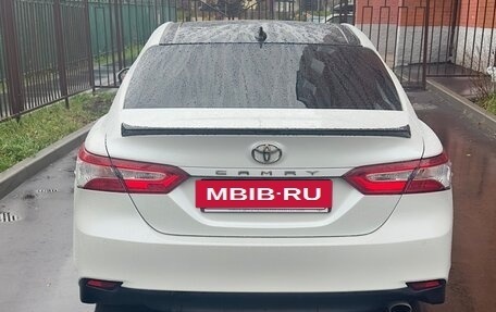 Toyota Camry, 2019 год, 2 800 000 рублей, 2 фотография