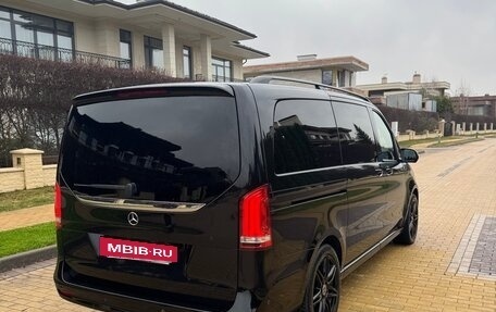 Mercedes-Benz V-Класс, 2021 год, 7 000 000 рублей, 3 фотография
