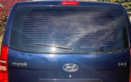 Hyundai H-1 II рестайлинг, 2011 год, 1 200 000 рублей, 10 фотография