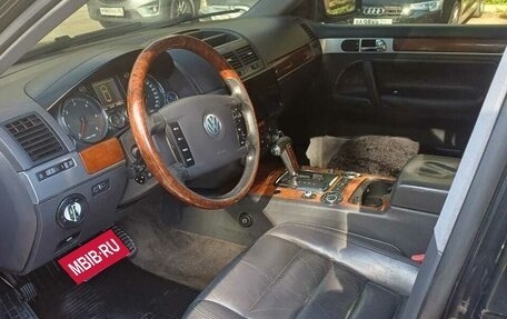 Volkswagen Touareg III, 2005 год, 650 000 рублей, 9 фотография