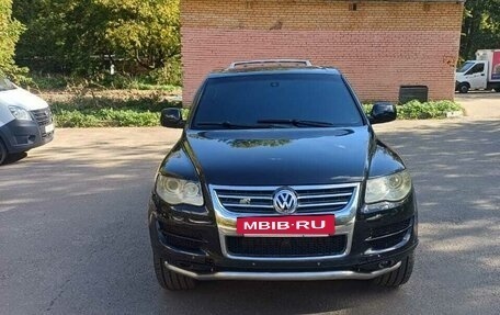 Volkswagen Touareg III, 2005 год, 650 000 рублей, 3 фотография