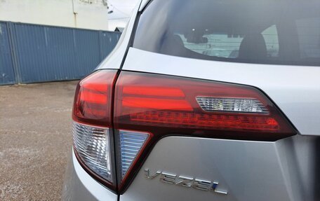 Honda Vezel, 2014 год, 1 400 000 рублей, 9 фотография