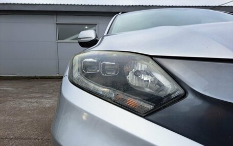 Honda Vezel, 2014 год, 1 400 000 рублей, 17 фотография