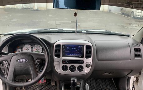 Ford Escape II, 2004 год, 449 000 рублей, 20 фотография