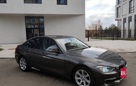 BMW 3 серия, 2011 год, 1 600 000 рублей, 2 фотография