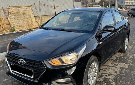 Hyundai Solaris II рестайлинг, 2018 год, 1 260 000 рублей, 3 фотография