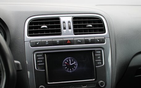 Volkswagen Polo VI (EU Market), 2018 год, 1 399 000 рублей, 17 фотография