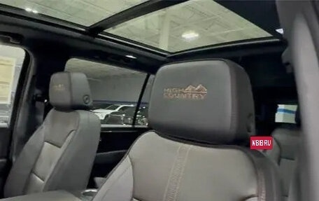 Chevrolet Suburban, 2025 год, 15 956 983 рублей, 9 фотография