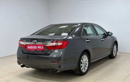 Toyota Camry, 2013 год, 1 790 000 рублей, 4 фотография