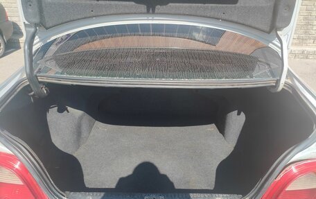 Toyota Avensis III рестайлинг, 1999 год, 260 000 рублей, 8 фотография