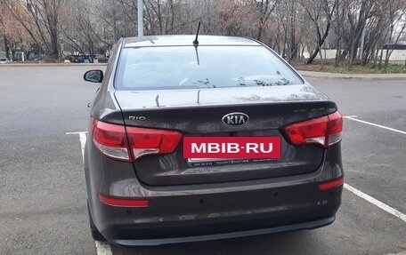 KIA Rio III рестайлинг, 2016 год, 1 000 000 рублей, 11 фотография