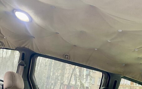 Dodge Caravan IV, 2004 год, 550 000 рублей, 18 фотография