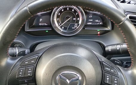 Mazda Axela, 2015 год, 1 490 000 рублей, 20 фотография