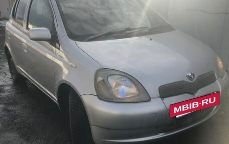 Toyota Vitz, 2001 год, 315 000 рублей, 2 фотография