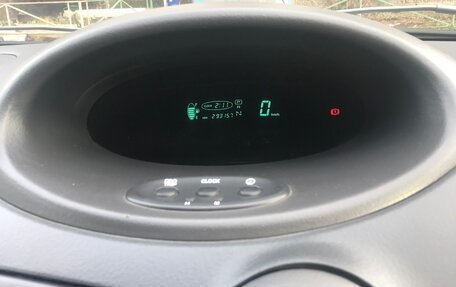 Toyota Vitz, 2001 год, 315 000 рублей, 10 фотография