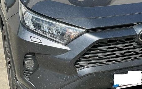 Toyota RAV4, 2021 год, 2 375 000 рублей, 2 фотография