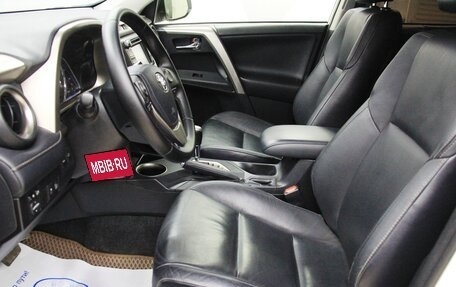 Toyota RAV4, 2015 год, 2 198 000 рублей, 9 фотография