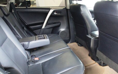 Toyota RAV4, 2015 год, 2 198 000 рублей, 28 фотография