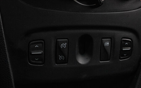 Renault Logan II, 2014 год, 589 000 рублей, 21 фотография