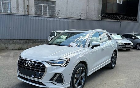 Audi Q3, 2022 год, 2 650 000 рублей, 2 фотография